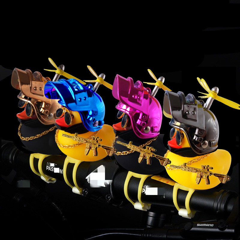Motorcycle Gear Yellow - Bebek kuning kecil lucu dengan helm,
